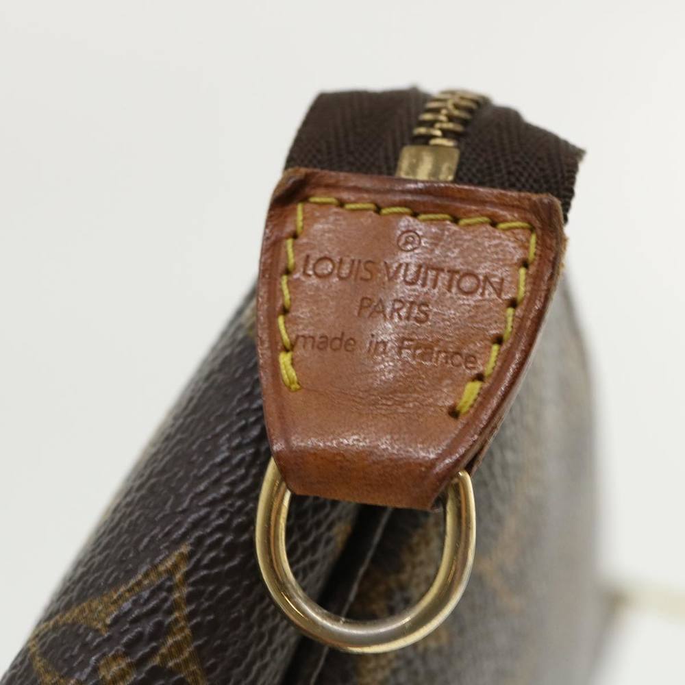 LOUIS VUITTON Pochette accessoires Clutch Bag - Picture 16 of 16